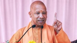 योगी आदित्यनाथ का बड़ा बयान: धार्मिक विवादों को समय रहते सुलझाएं, वरना बन जाएंगे 'कैंसर'